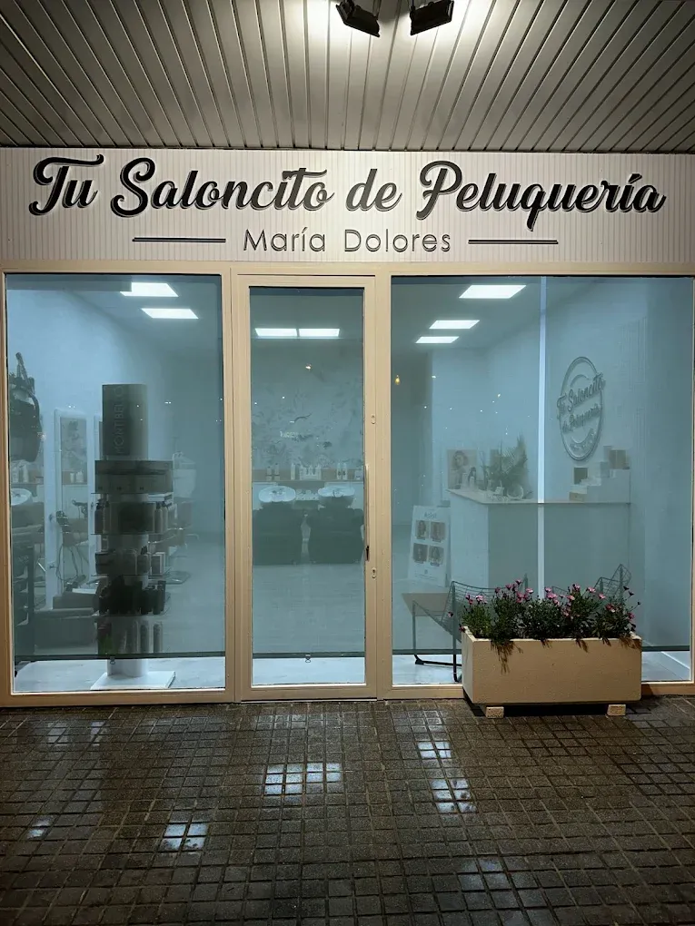 Fachada de la peluquería